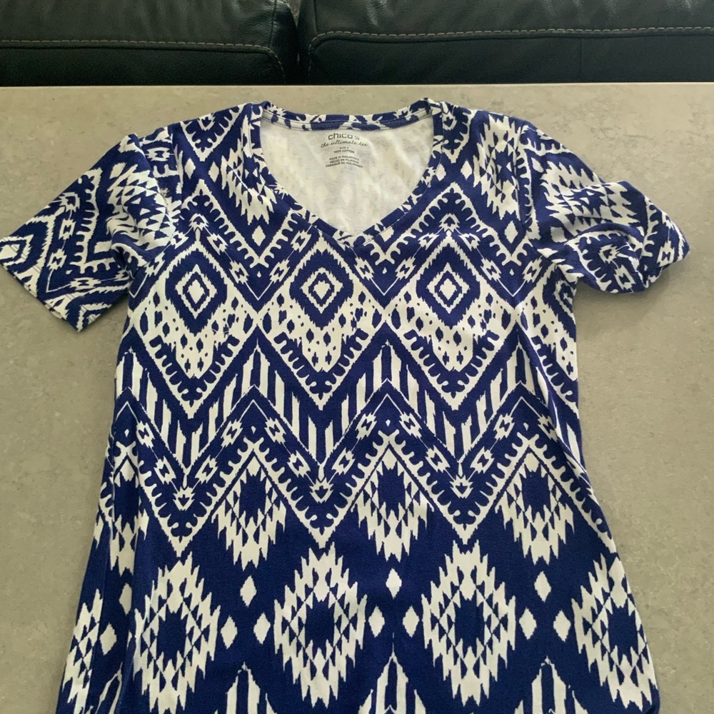 Chico's Navy and White Geometric Short Sleeve Top The Ultimate Tee
